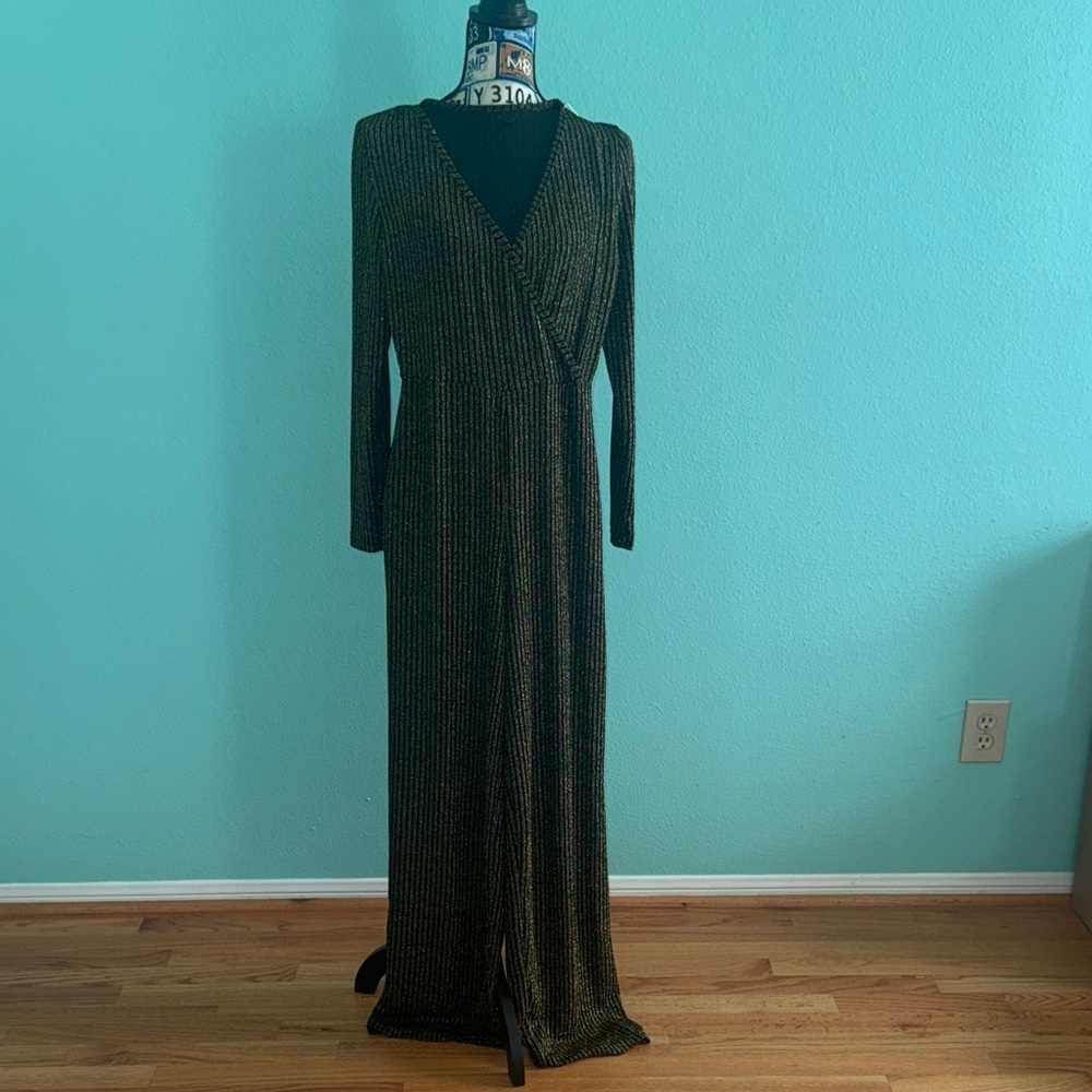Elegant Black and Gold Women's Jumpsuit